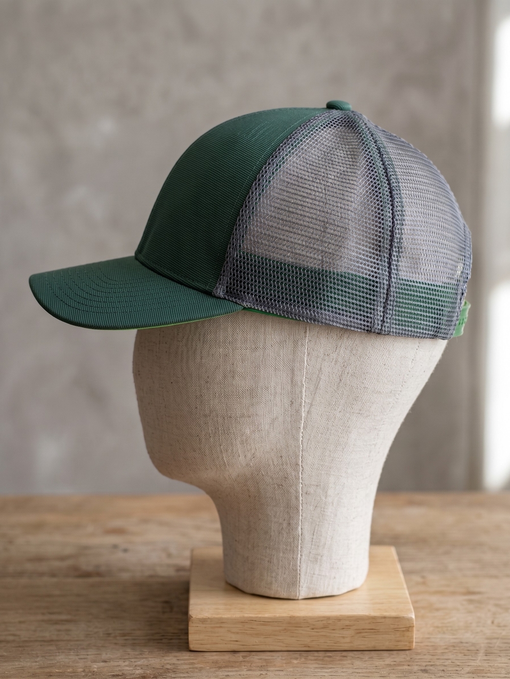 Eddie Bauer Green Trucker Hat Mesh Snapback Cap Gorpcore Outdoor Cabincore